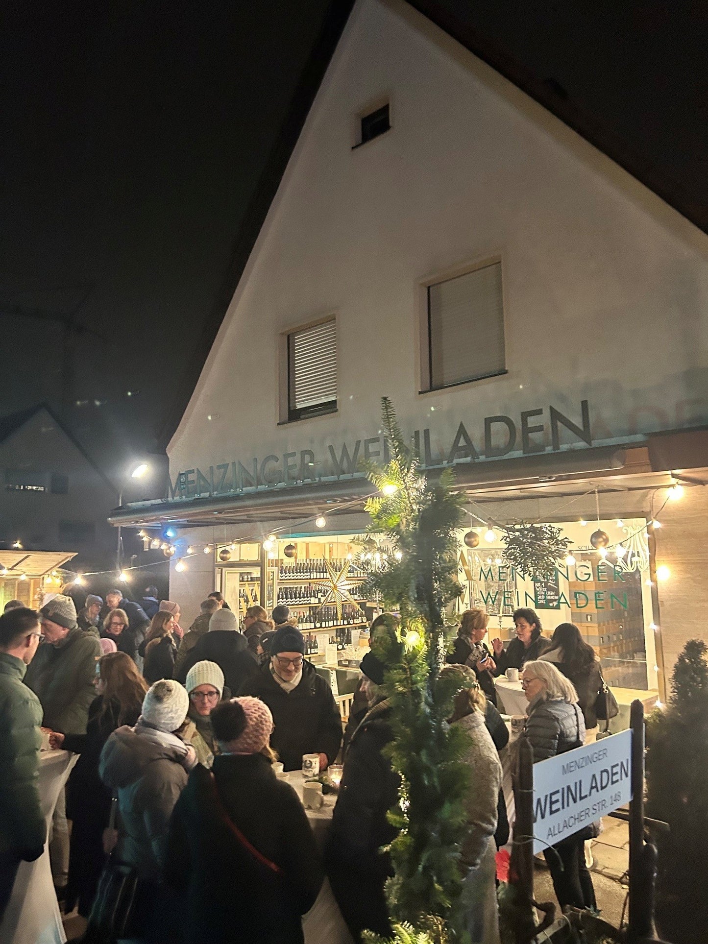 2. Glühstand`l am Menzinger Weinladen - 10. bis 12.12. Menzinga Winzerglühwein - EINTRITT FREI