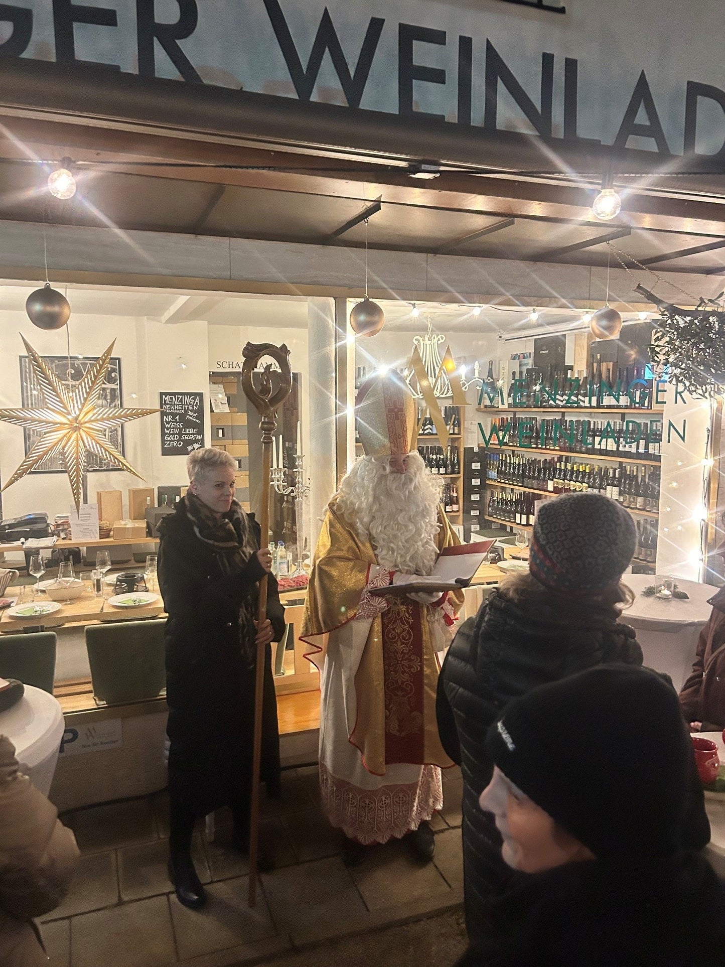 2. Glühstand`l am Menzinger Weinladen - 10. bis 12.12. Menzinga Winzerglühwein - EINTRITT FREI